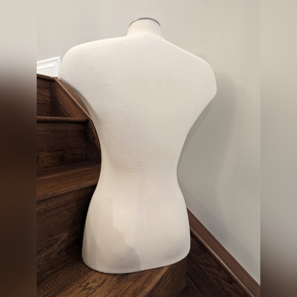 Female Mannequin, Lightweight Design, Reseller, Display Model Sz 8-10 - Picture 4 of 5
